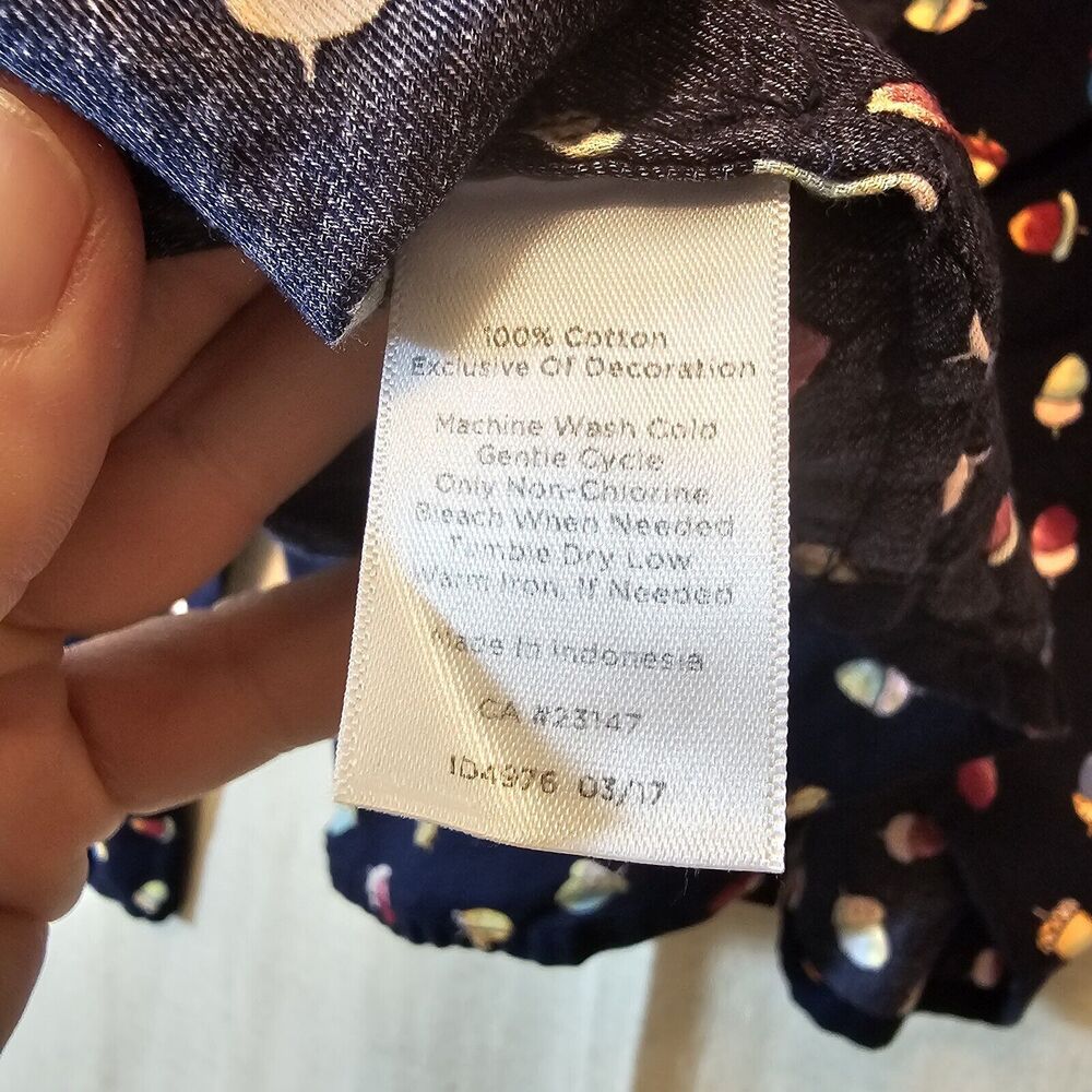 Talbots Petites Women's  Button Front Camp Shirt Navy With Colorful Acorns XLp - Picture 8 of 9